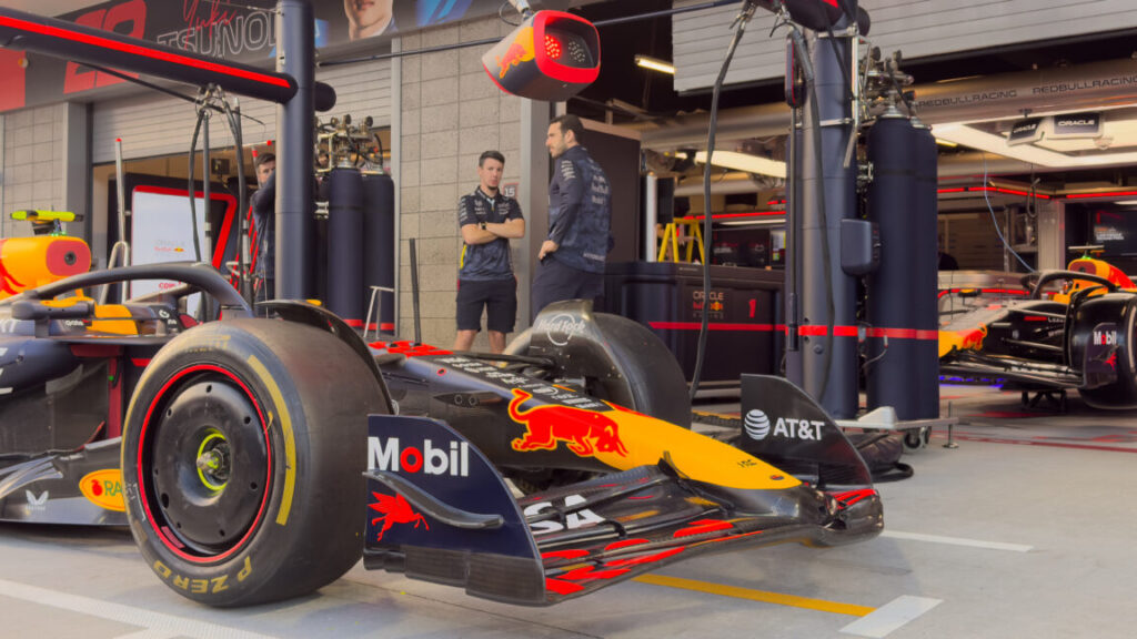 data-driven-sport:-how-red-bull-and-at&t-move-terabytes-of-f1-info