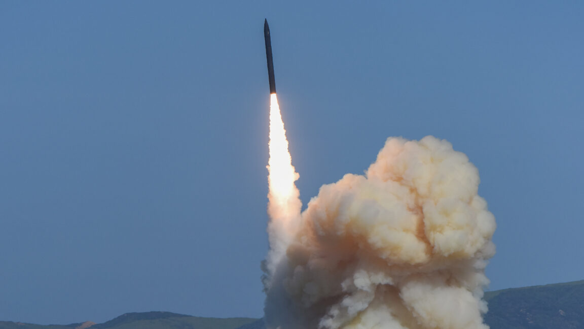 asked-why-we-need-golden-dome,-the-man-in-charge-points-to-a-hollywood-film