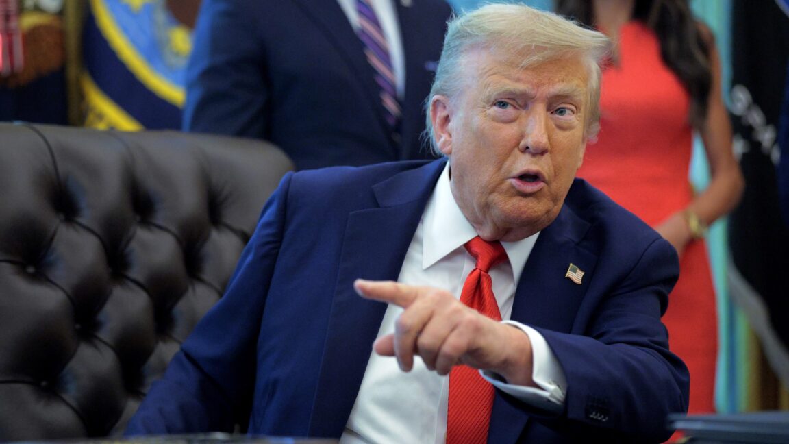 trump-tries-to-block-state-ai-laws-himself-after-congress-decided-not-to