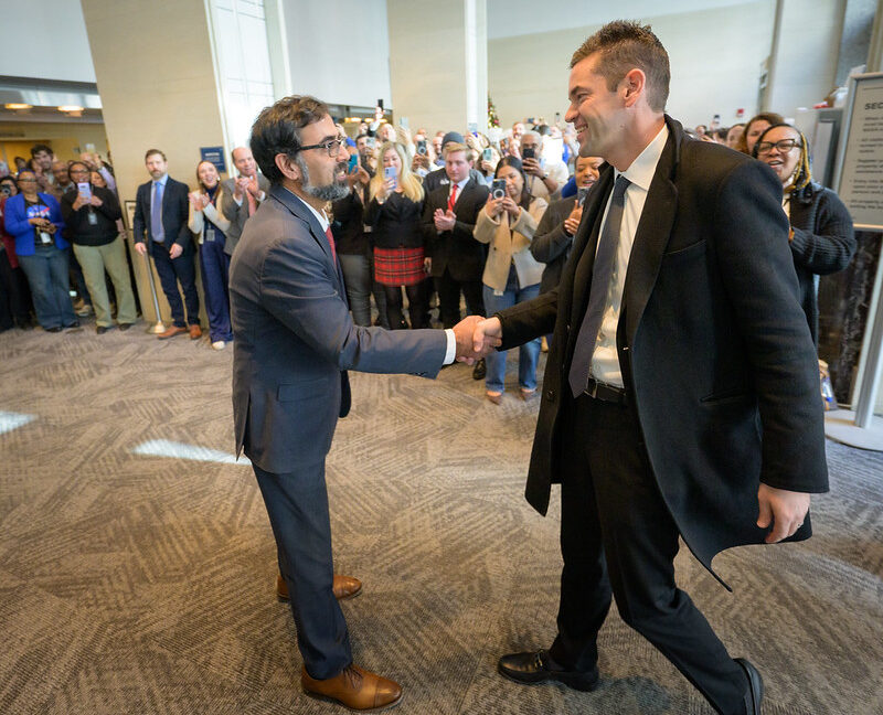 trump-commits-to-moon-landing-by-2028,-followed-by-a-lunar-outpost-two-years-later