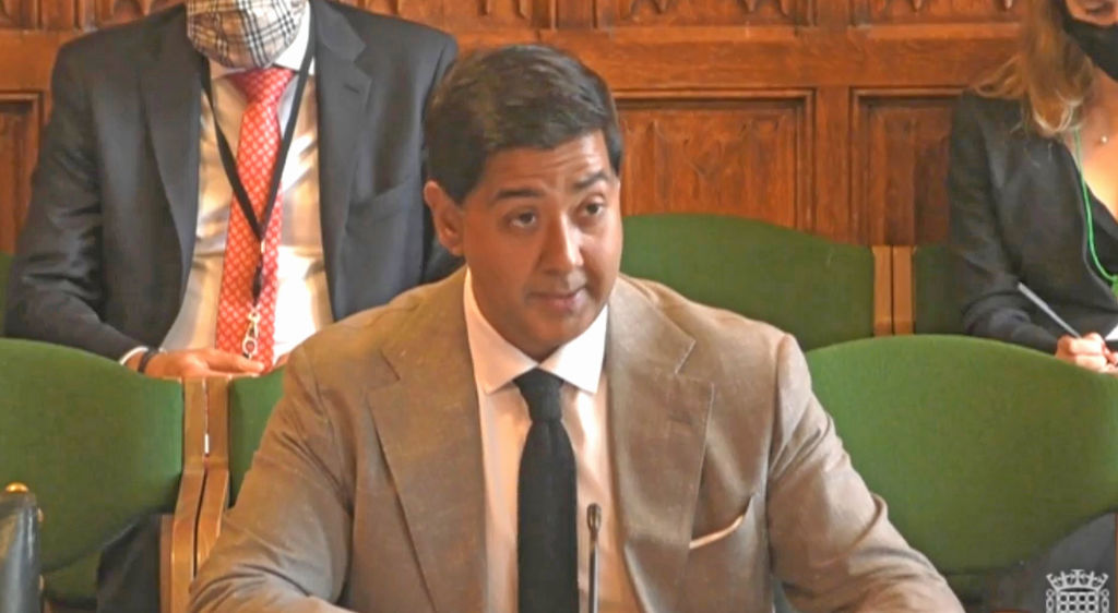 us-can’t-deport-hate-speech-researcher-for-protected-speech,-lawsuit-says