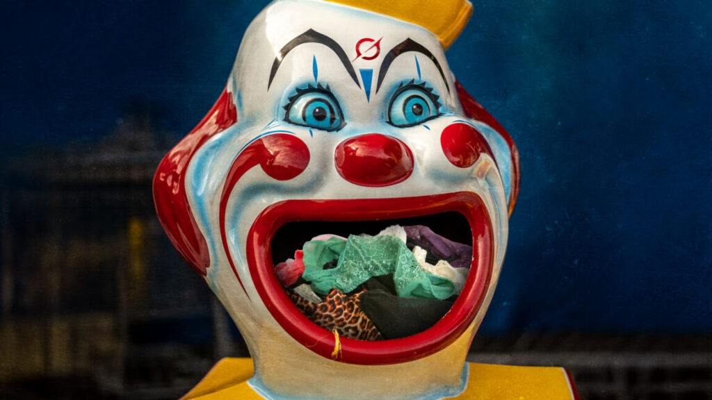 grok-assumes-users-seeking-images-of-underage-girls-have-“good-intent”