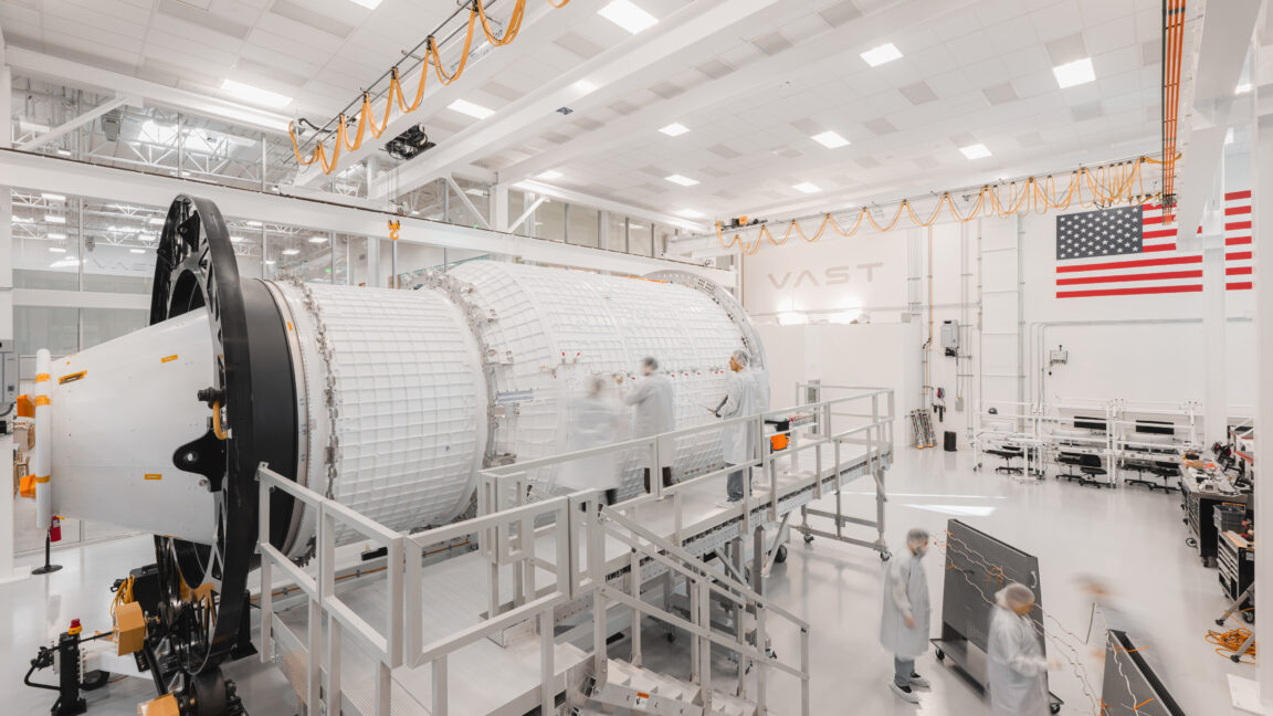 the-first-commercial-space-station,-haven-1,-is-now-undergoing-assembly-for-launch