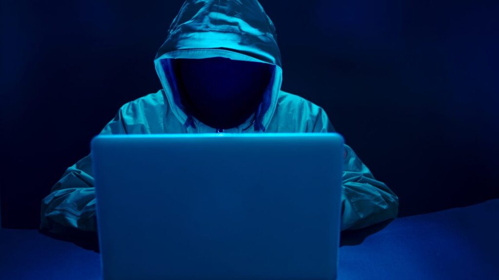 hacker-who-stole-120,000-bitcoins-wants-a-second-chance—and-a-security-job