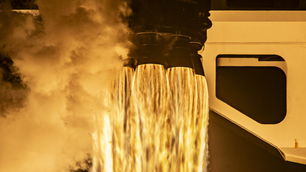 space-station-returns-to-a-full-crew-complement-after-a-month