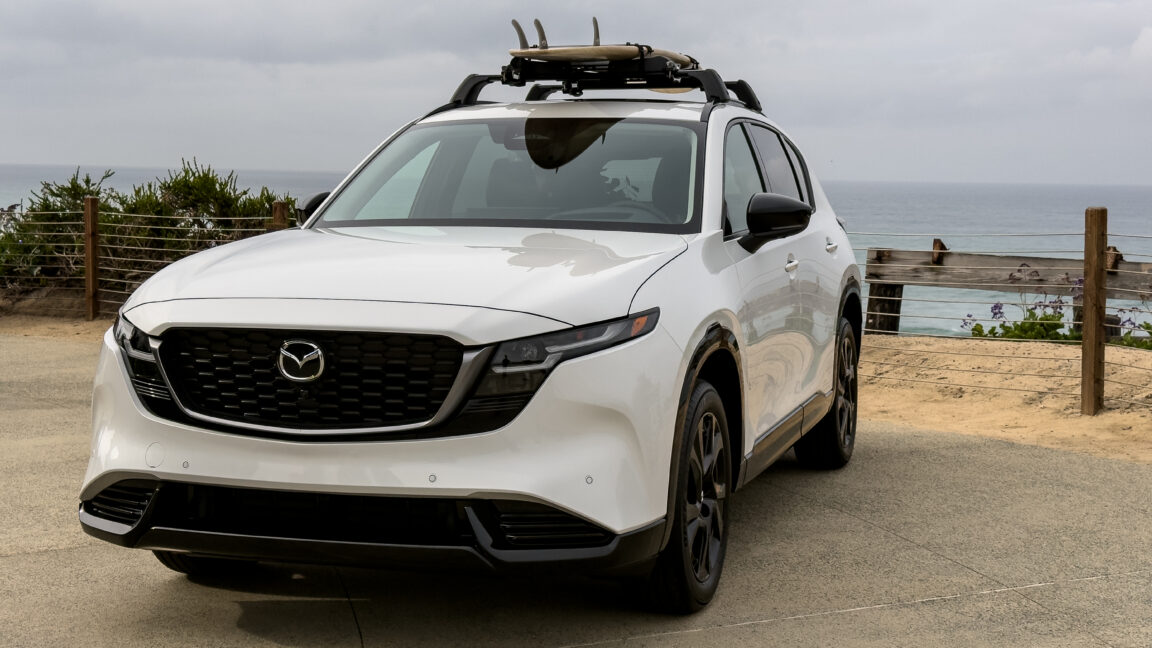 the-2026-mazda-cx-5,-driven:-it-got-bigger;-plus,-radical-tech-upgrade