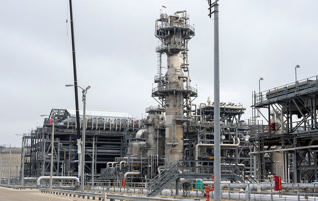 trump-gets-data-center-companies-to-pledge-to-pay-for-power-generation