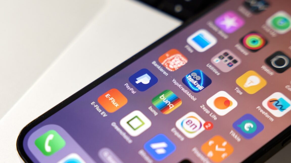 feds-take-notice-of-ios-vulnerabilities-exploited-under-mysterious-circumstances